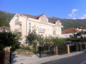  Guest House Lokoski  Пештани